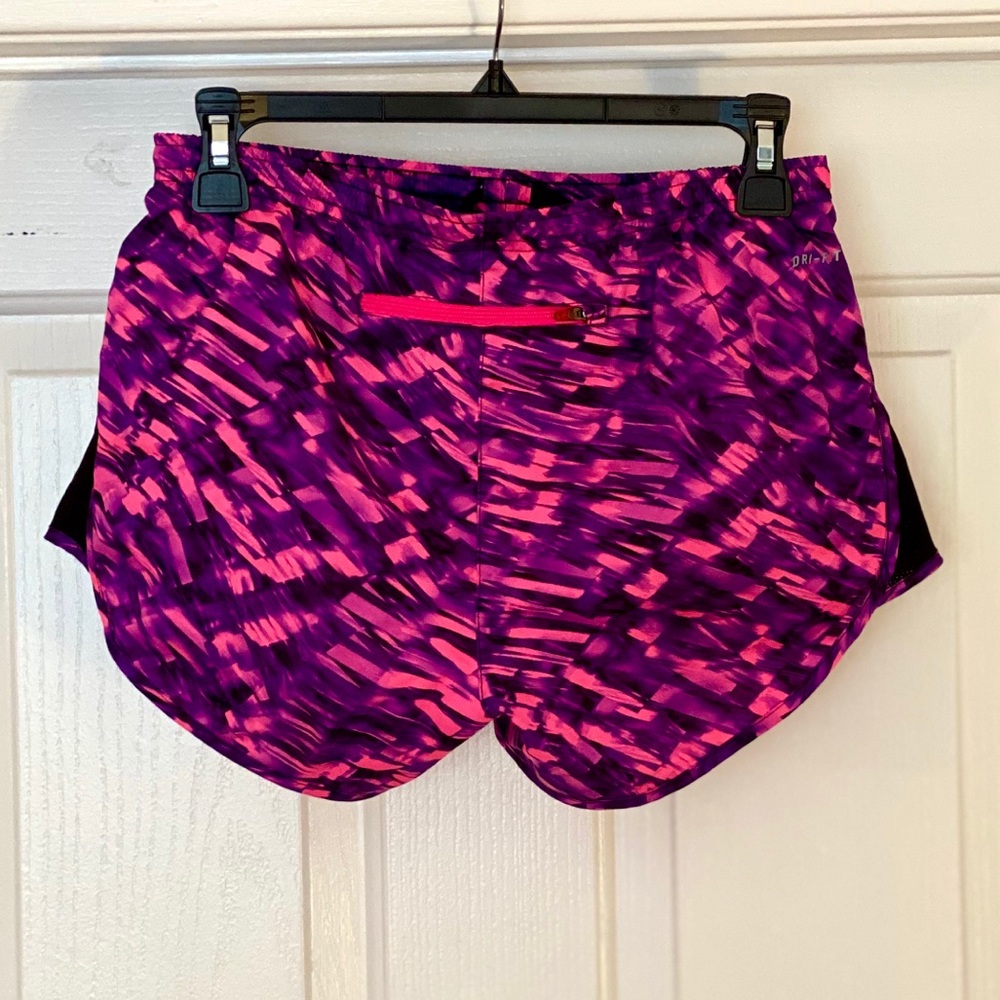 Nike Dry- Fit running shorts - Picture 2 of 3